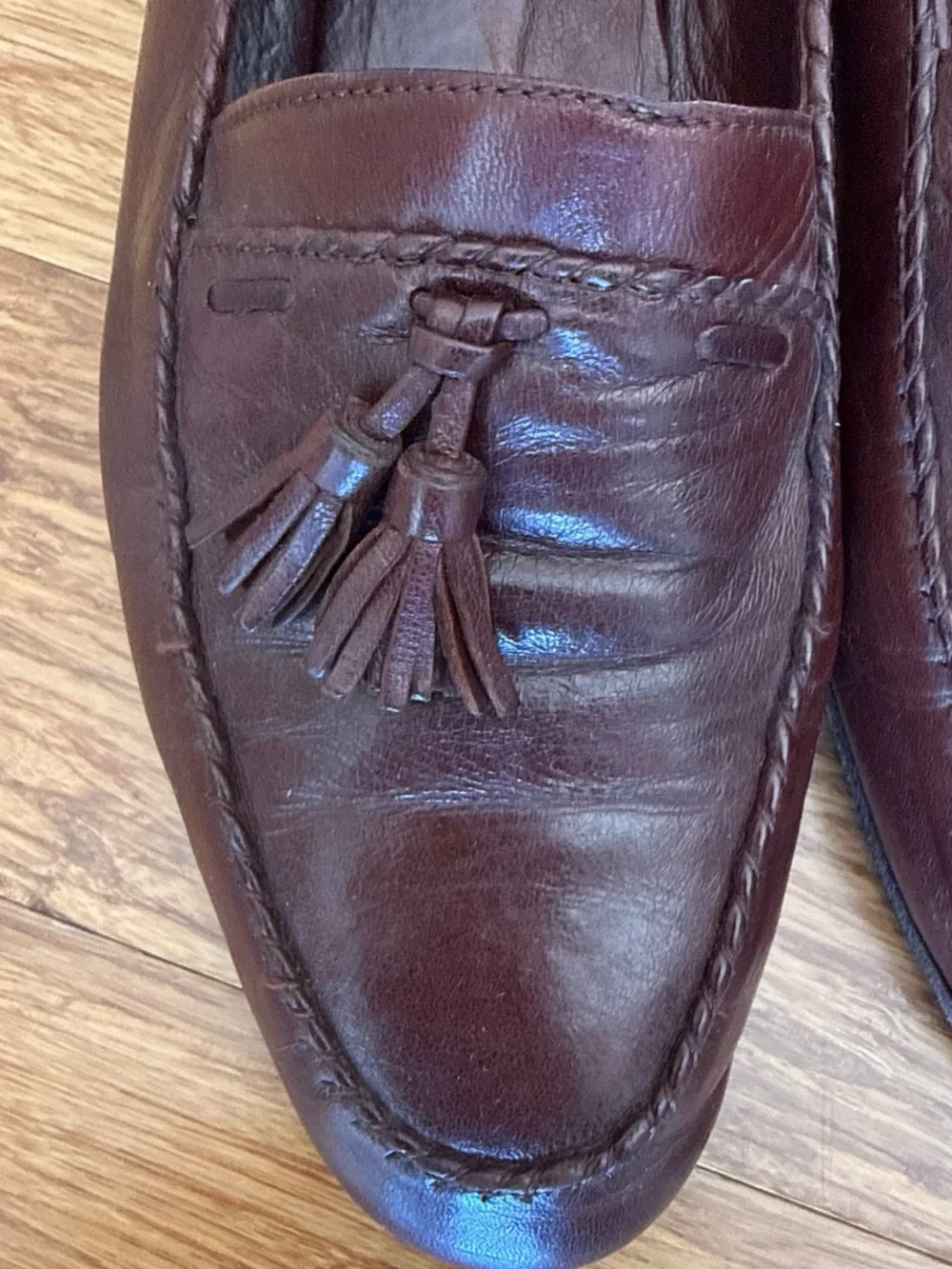 Vintage Bally made in Italy Men’s Brown Leather Tassel Loafers size 8